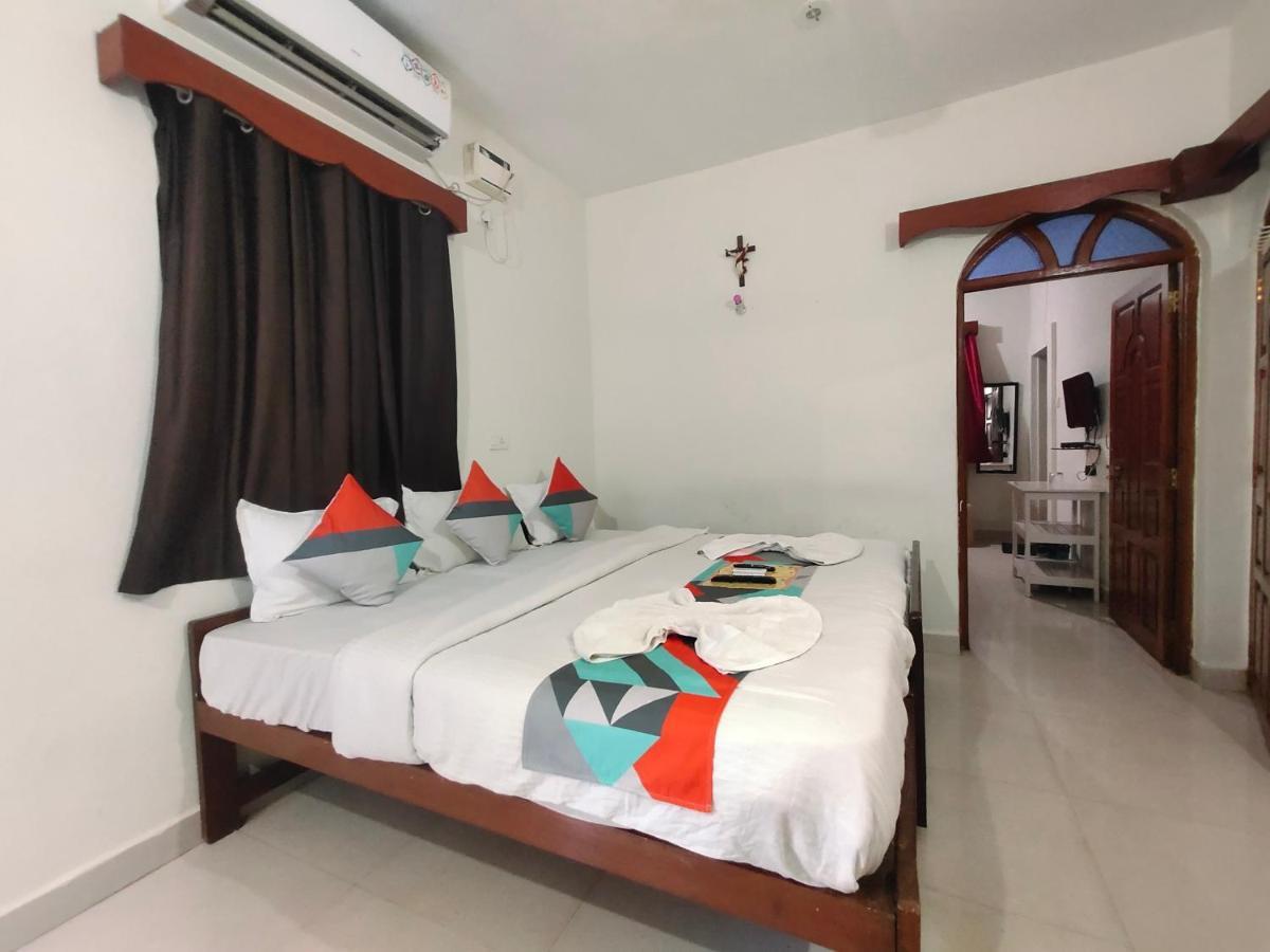 Rj14 Accommodations At Baga Beach Exterior foto